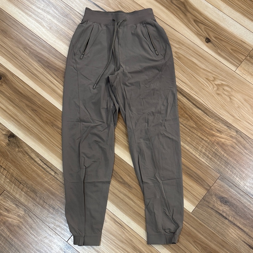 lululemon athletica Men's Taupe Joggers
